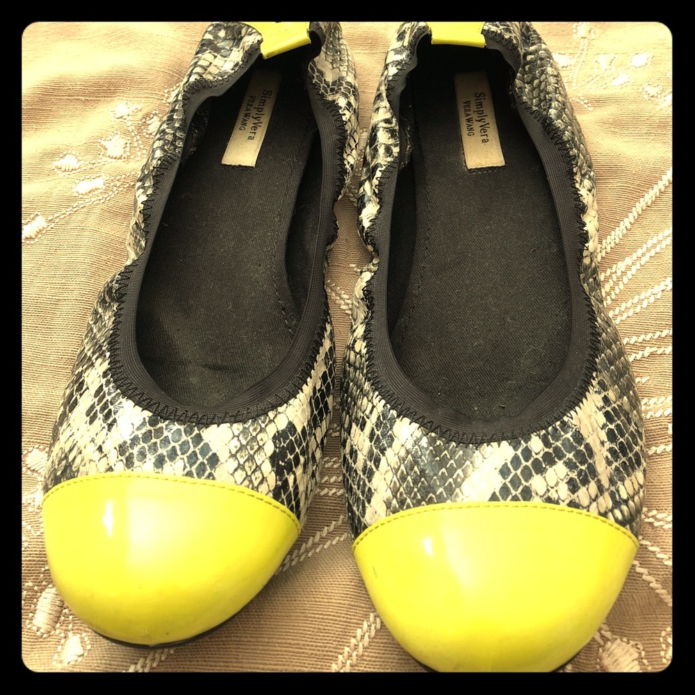 Vera Wang flats